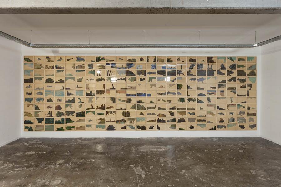 Dispositivo narrativa, 2014, Fragmentos de oleo sobre tela sobre madera, 20 X 30 cm. 